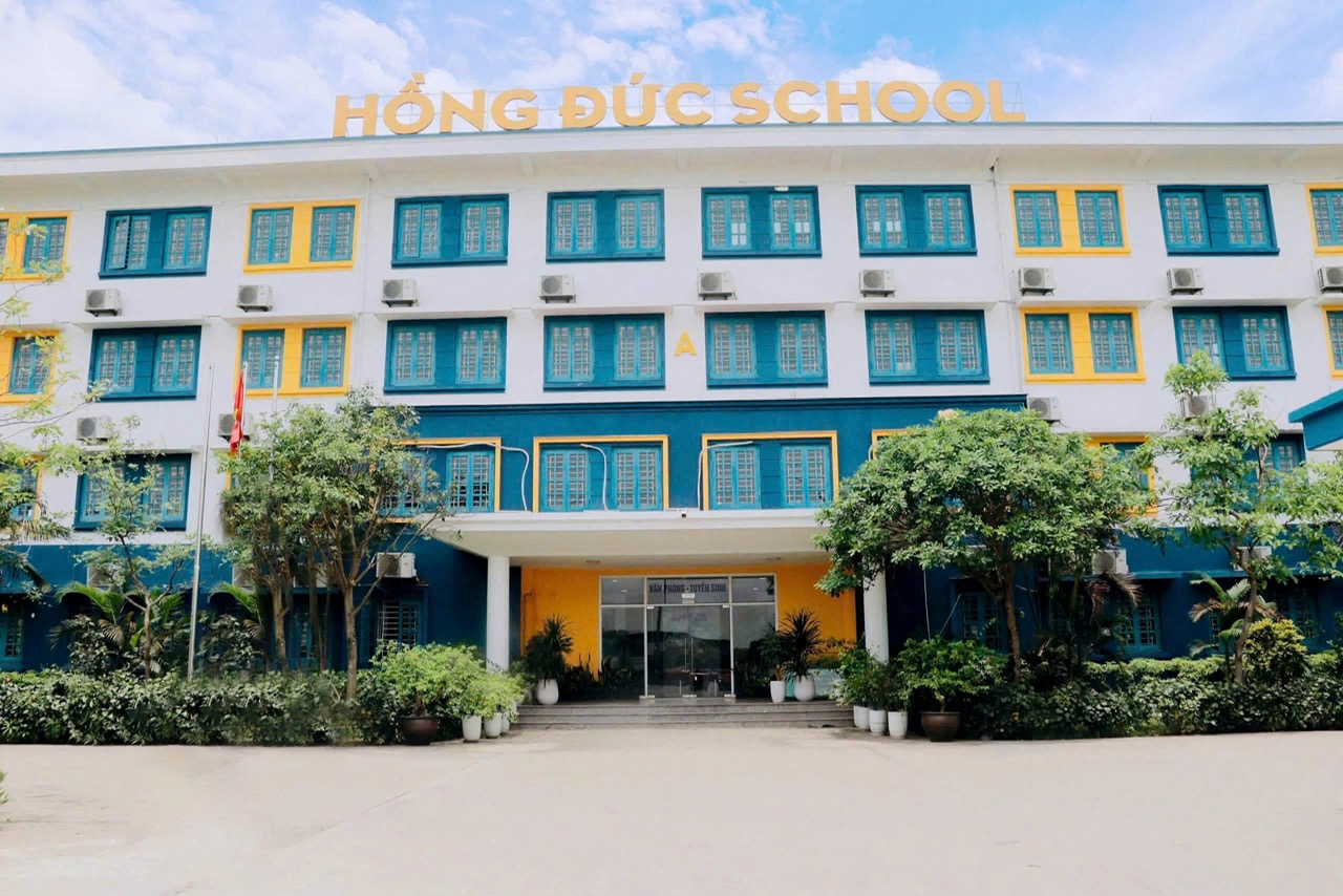 Hong Duc Primary & Secondary – High School: Annual Report 2023–2024