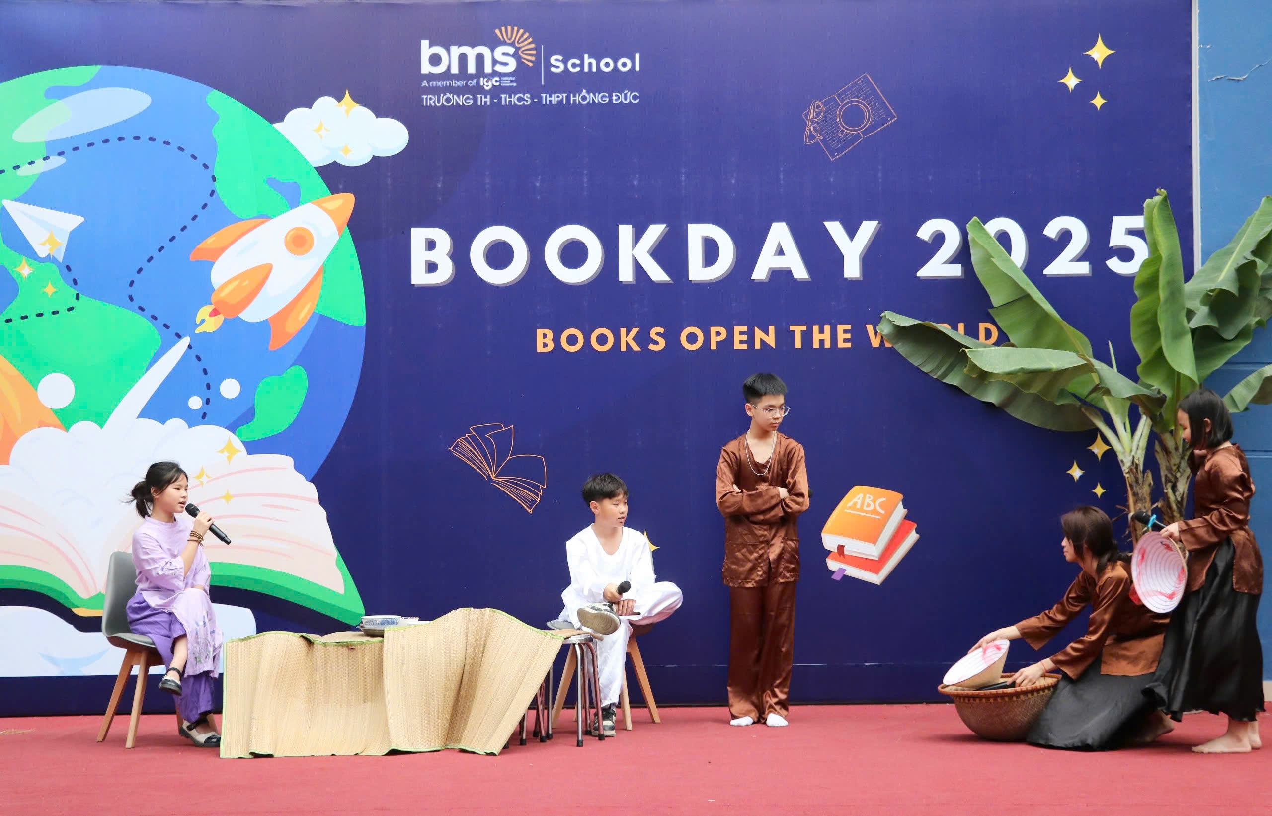 Ngày Hội Đọc Sách 2025: Books Open The World
